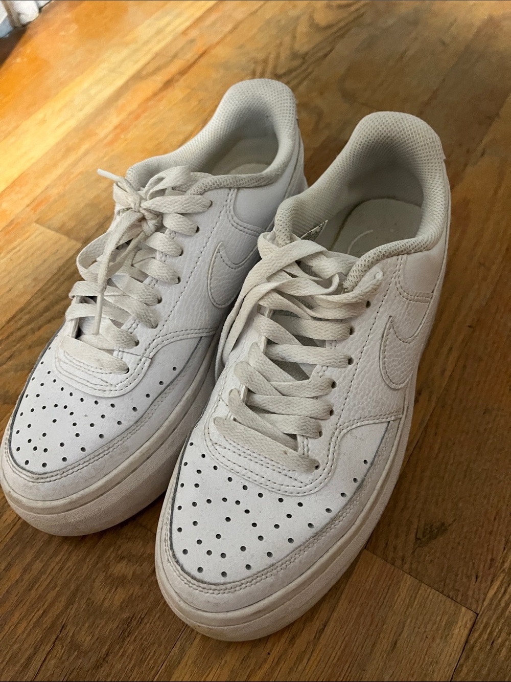 Nike Cream/White Leather Low-Top Sneakers